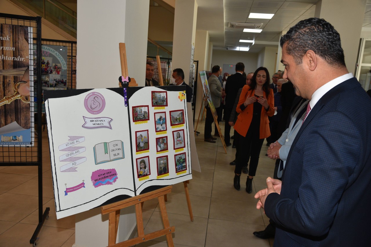 Okuyan Denizli ve Kütüphaneleriyle Yaşayan Okullar Projeleri Afişleri Sergisi Açıldı