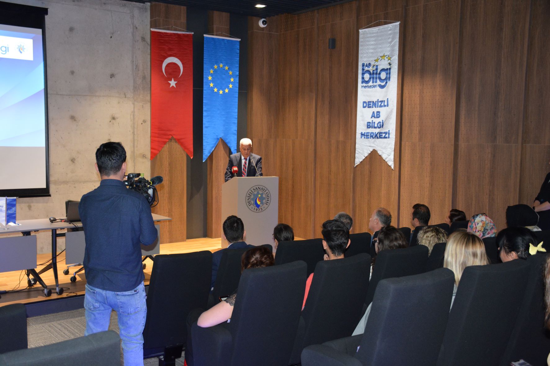 DSO AB Bilgi Merkezi, Avrupa Gününü “Umudumuz Hep Genç” Sloganı İle Kutladı