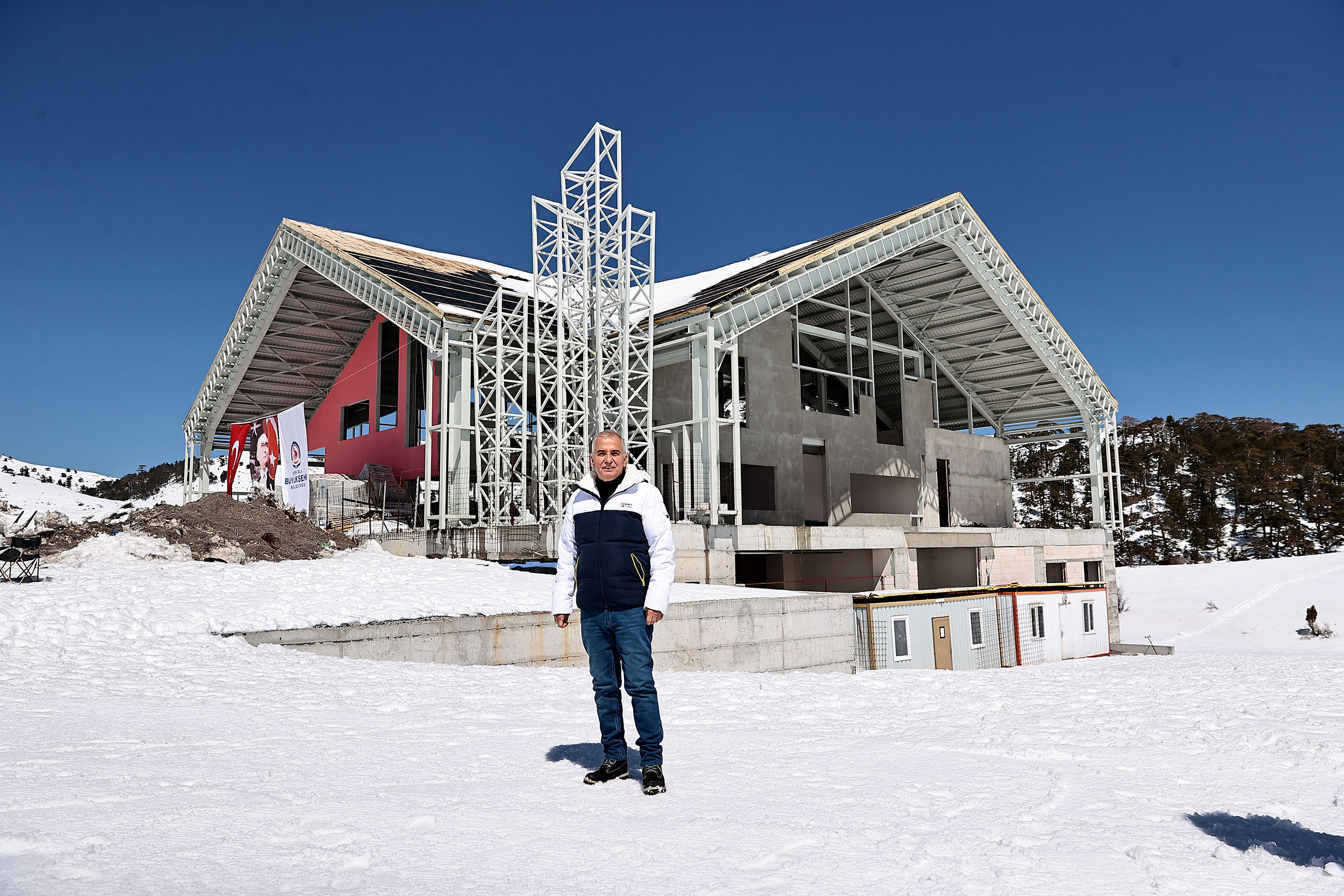 Büyükşehir’den Denizli Kayak Merkezi’ne Yeni Sosyal Tesis 