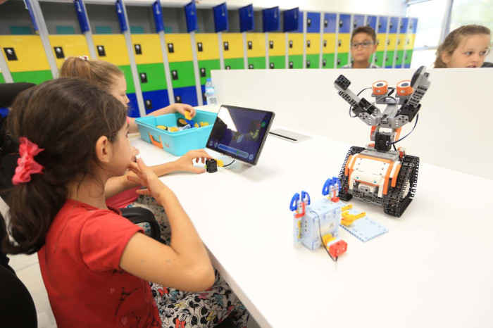 Pamukkale Belediyesi’nin Robotik Kodlama Kursları Başladı