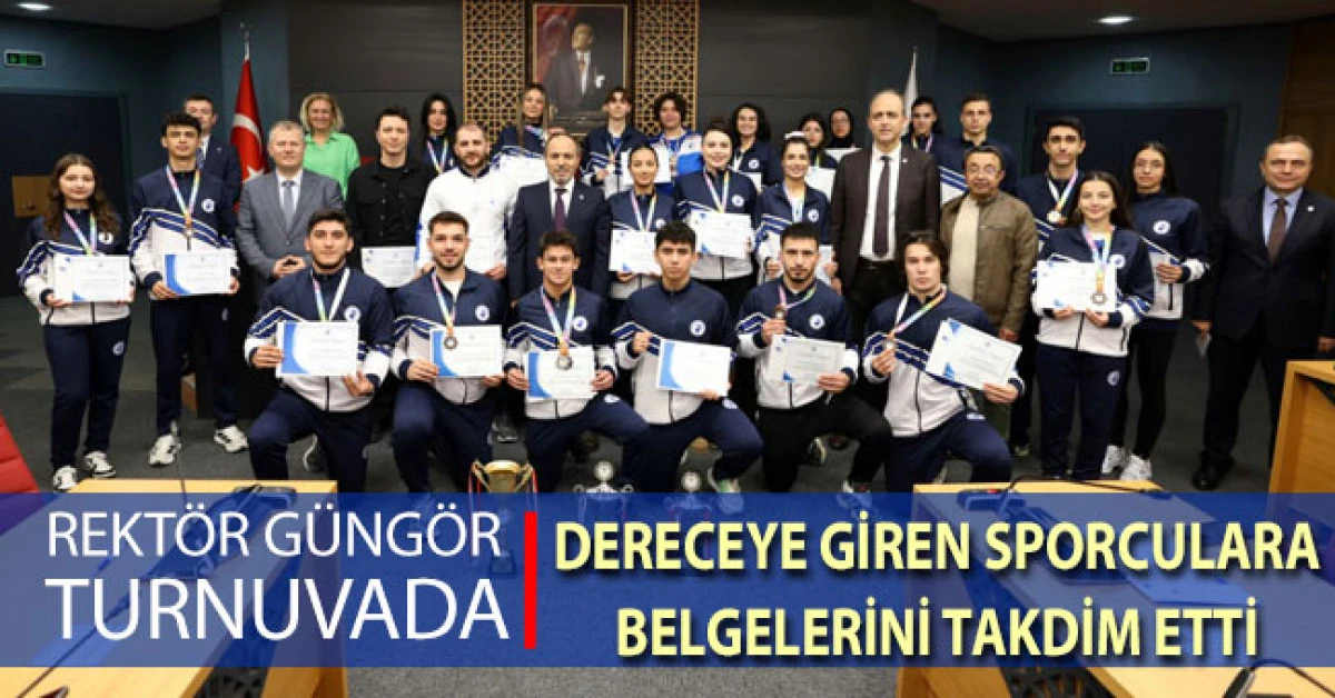 Rekt&ouml;r G&uuml;ng&ouml;r, Spor Turnuvalarında Dereceye Giren PA&Uuml;&rsquo;l&uuml; Sporculara Teşekk&uuml;r Belgesi Takdim Etti