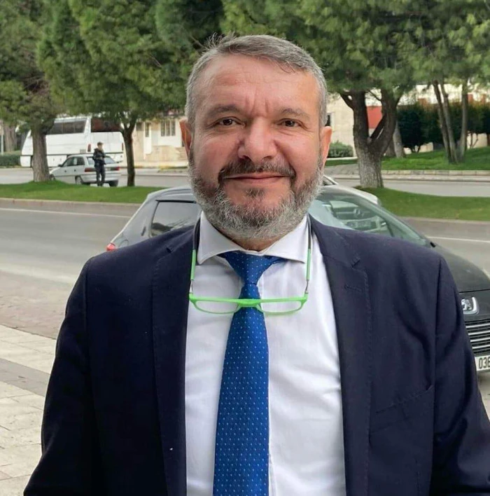 KONUK KALEM -ARİF BİLGİLİ